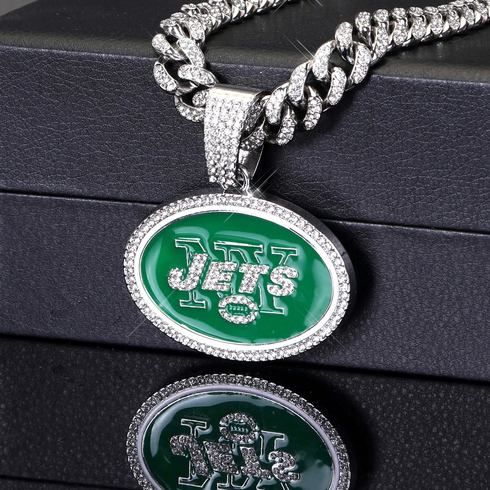 Sports LOGO Pendant Necklace with Iced Out Cuban Chains for Football Fans